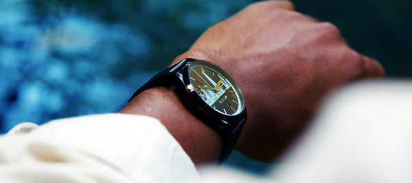How to wind your Automatic GMT Watch